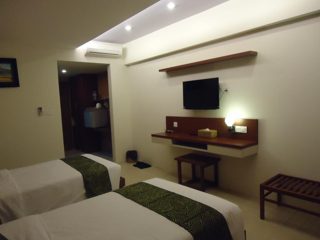 Paradise Hotel Nyaung Shwe Inle Lake Δωμάτιο φωτογραφία