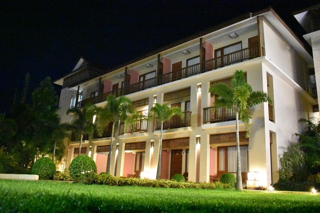 Paradise Hotel Nyaung Shwe Inle Lake Εξωτερικό φωτογραφία
