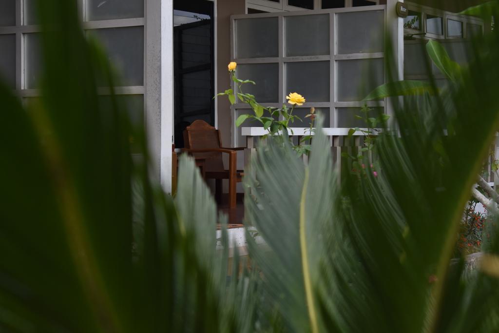 Paradise Hotel Nyaung Shwe Inle Lake Εξωτερικό φωτογραφία