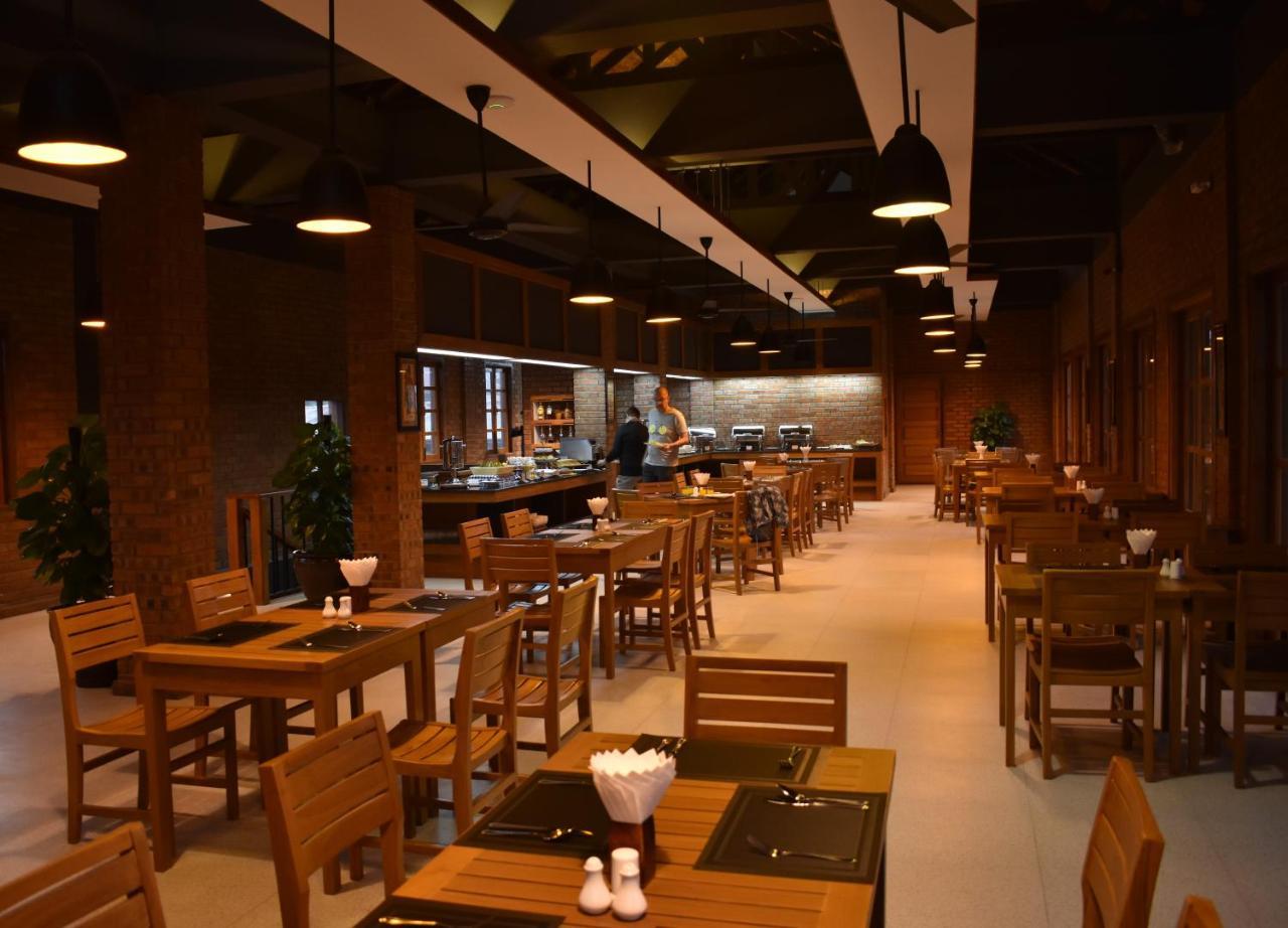 Paradise Hotel Nyaung Shwe Inle Lake Εξωτερικό φωτογραφία