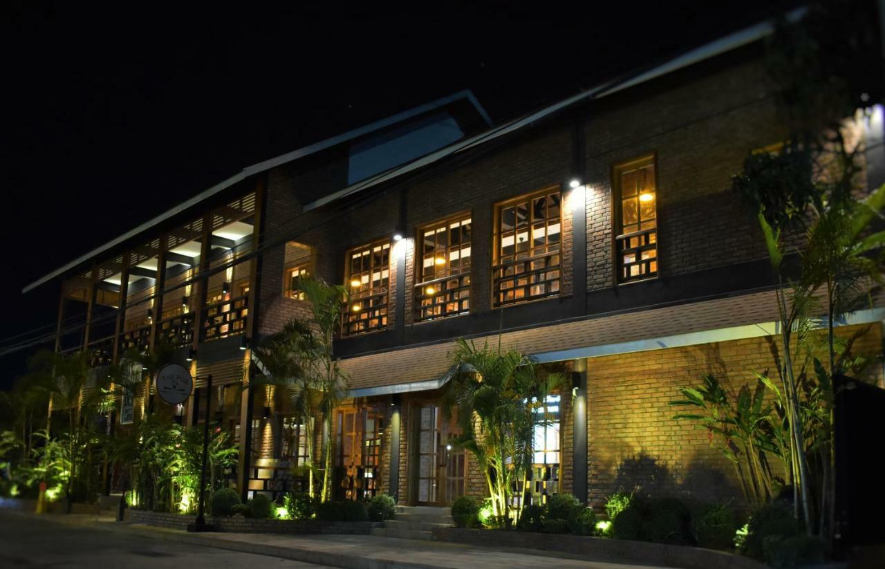 Paradise Hotel Nyaung Shwe Inle Lake Εξωτερικό φωτογραφία